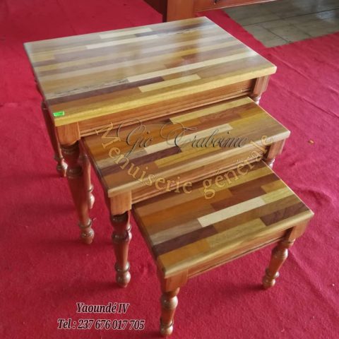 Table gigogne