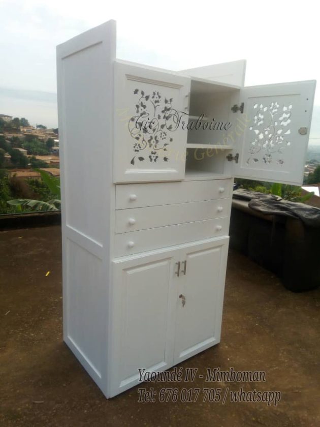 Armoire de rangement